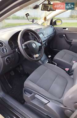 Хэтчбек Volkswagen Golf Plus 2005 в 