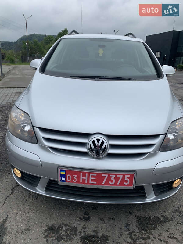 Хетчбек Volkswagen Golf Plus 2008 в Іршаві