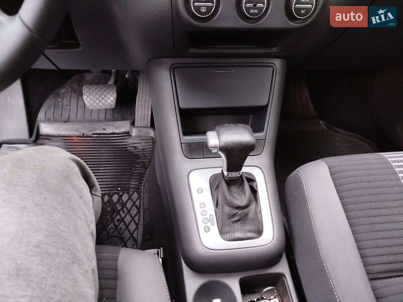 Хетчбек Volkswagen Golf Plus 2008 в Іршаві