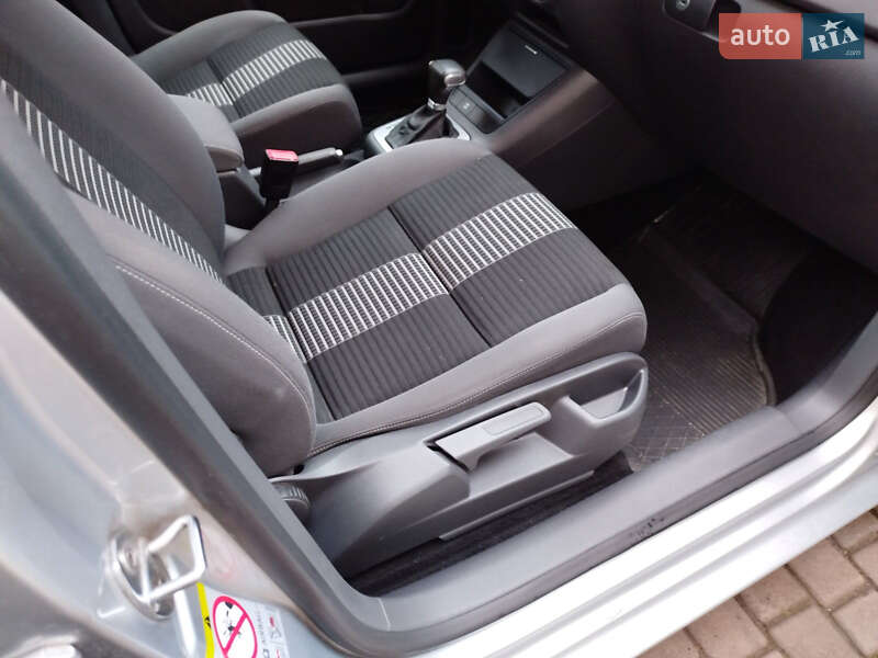 Хетчбек Volkswagen Golf Plus 2008 в Іршаві