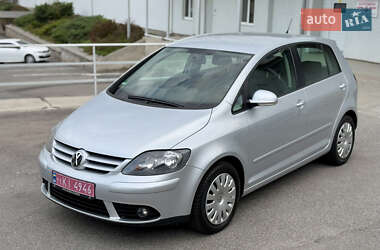 Хетчбек Volkswagen Golf Plus 2007 в 