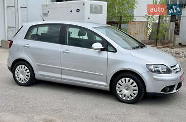 Хетчбек Volkswagen Golf Plus 2007 в 