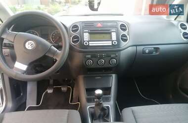 Хетчбек Volkswagen Golf Plus 2008 в 