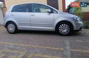 Хетчбек Volkswagen Golf Plus 2008 в 
