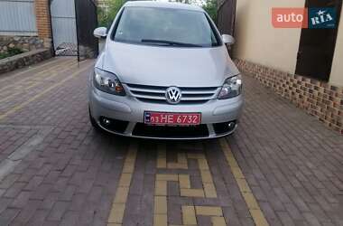 Хетчбек Volkswagen Golf Plus 2008 в 