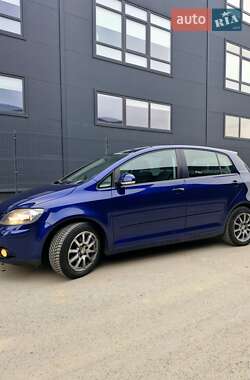 Хэтчбек Volkswagen Golf Plus 2008 в 
