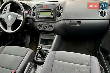 Хэтчбек Volkswagen Golf Plus 2006 в 