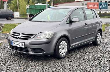 Хетчбек Volkswagen Golf Plus 2005 в 