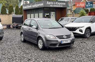 Хетчбек Volkswagen Golf Plus 2005 в 