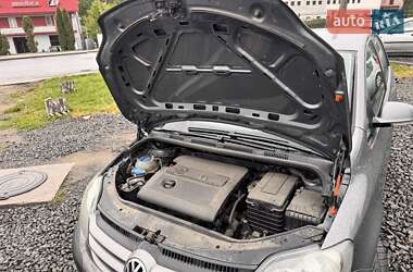 Хетчбек Volkswagen Golf Plus 2005 в 