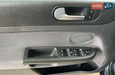 Хетчбек Volkswagen Golf Plus 2006 в 