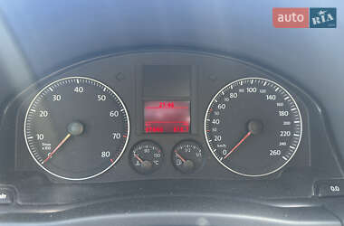 Хэтчбек Volkswagen Golf Plus 2005 в 
