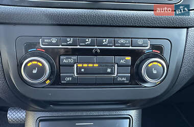 Хетчбек Volkswagen Golf Plus 2012 в 
