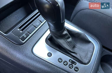 Хетчбек Volkswagen Golf Plus 2012 в 