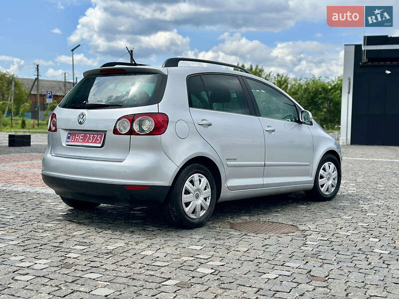 Хетчбек Volkswagen Golf Plus 2008 в Іршаві