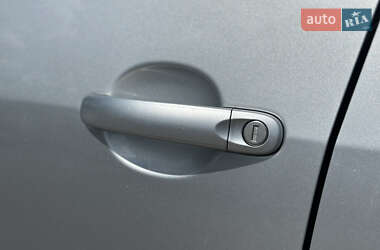 Хэтчбек Volkswagen Golf Plus 2013 в 