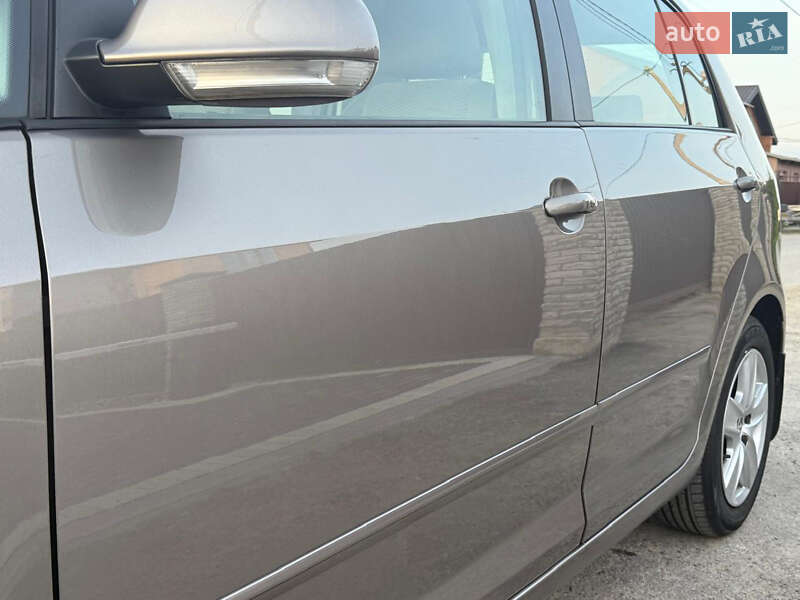 Хетчбек Volkswagen Golf Plus 2009 в Вінниці