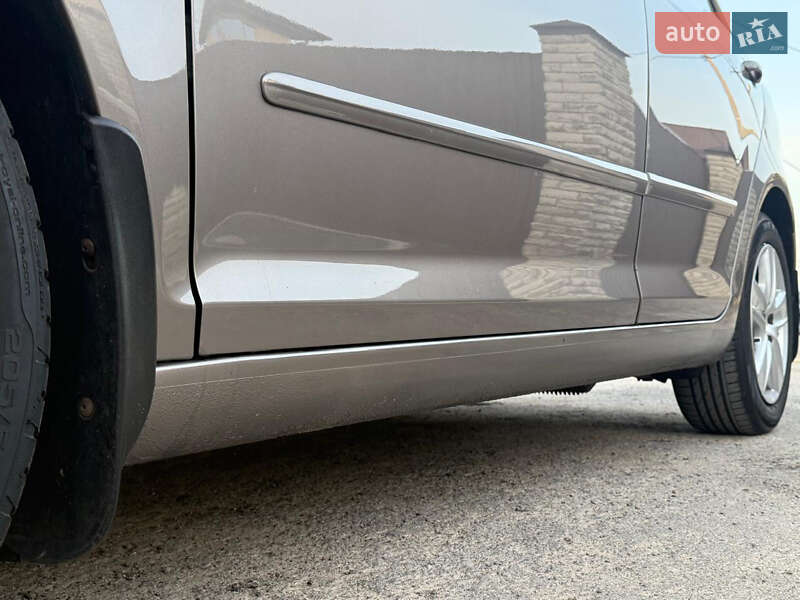 Хетчбек Volkswagen Golf Plus 2009 в Вінниці