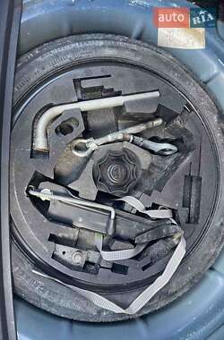 Хетчбек Volkswagen Golf Plus 2005 в 