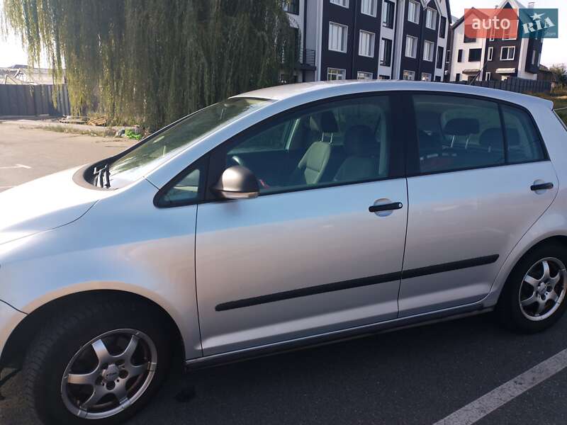 Хетчбек Volkswagen Golf Plus 2008 в Гостомелі