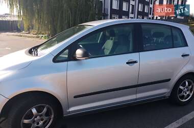 Хэтчбек Volkswagen Golf Plus 2008 в 
