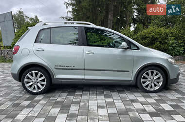 Хэтчбек Volkswagen Golf Plus 2008 в 