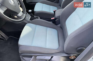 Хэтчбек Volkswagen Golf Plus 2008 в 