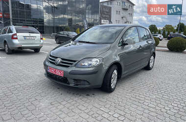 Хэтчбек Volkswagen Golf Plus 2005 в 
