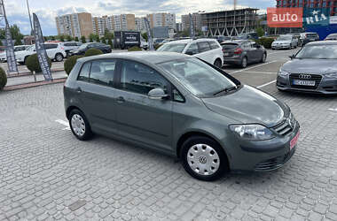 Хэтчбек Volkswagen Golf Plus 2005 в 