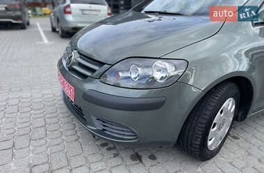 Хэтчбек Volkswagen Golf Plus 2005 в 