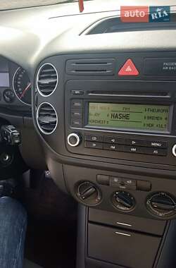 Хетчбек Volkswagen Golf Plus 2006 в 