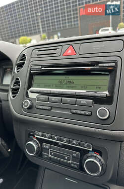 Хетчбек Volkswagen Golf Plus 2010 в 