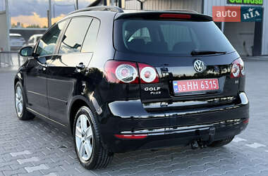 Хетчбек Volkswagen Golf Plus 2010 в 