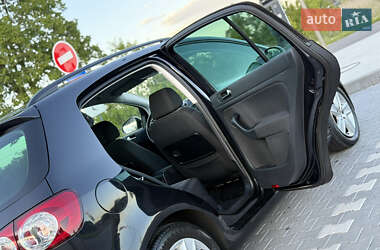 Хетчбек Volkswagen Golf Plus 2010 в 