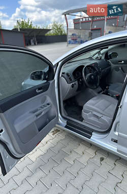 Хэтчбек Volkswagen Golf Plus 2005 в 