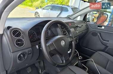 Хэтчбек Volkswagen Golf Plus 2006 в 
