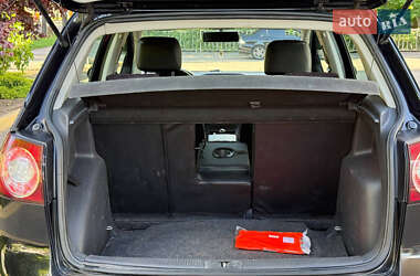 Хэтчбек Volkswagen Golf Plus 2005 в 