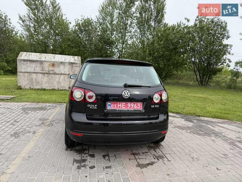Хэтчбек Volkswagen Golf Plus 2006 в Нововолынске