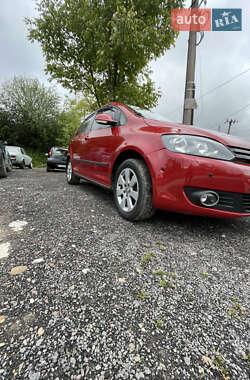 Хетчбек Volkswagen Golf Plus 2010 в 