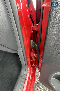 Хетчбек Volkswagen Golf Plus 2010 в 