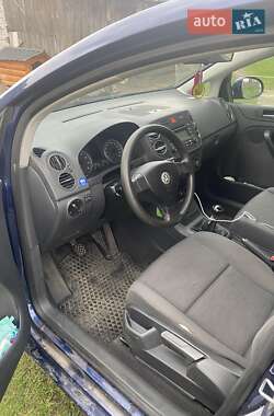 Хетчбек Volkswagen Golf Plus 2005 в 