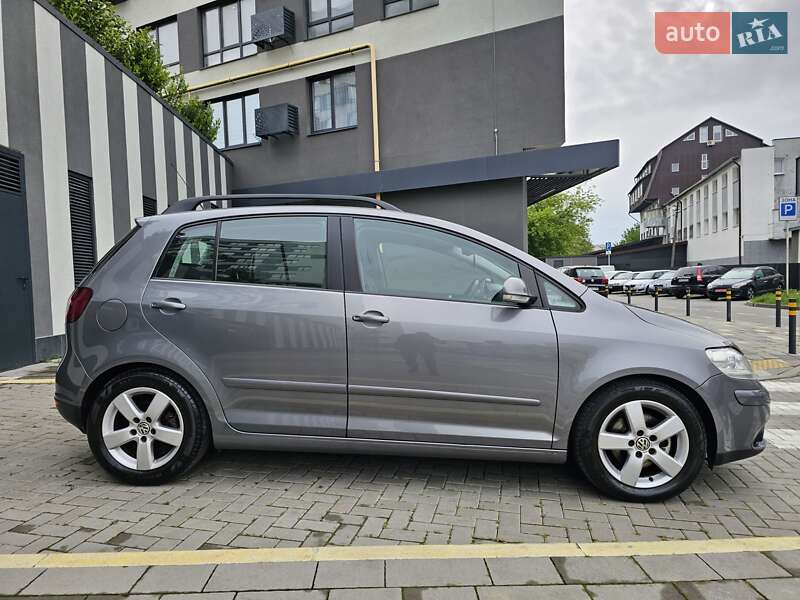 Хетчбек Volkswagen Golf Plus 2009 в Львові