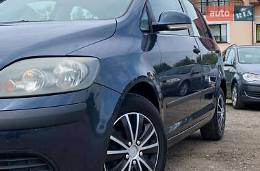 Хэтчбек Volkswagen Golf Plus 2005 в 