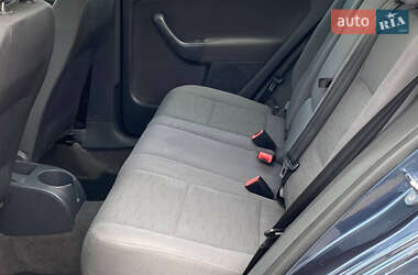 Хэтчбек Volkswagen Golf Plus 2005 в 