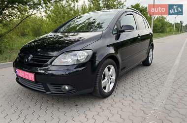 Хэтчбек Volkswagen Golf Plus 2009 в 