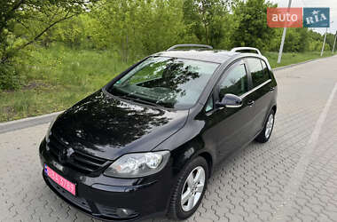 Хэтчбек Volkswagen Golf Plus 2009 в 