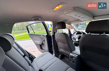 Хэтчбек Volkswagen Golf Plus 2005 в 