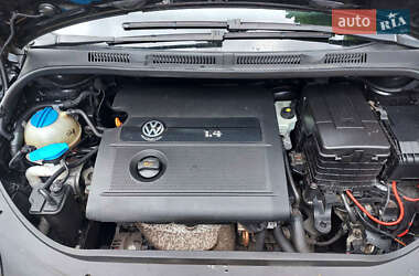 Хэтчбек Volkswagen Golf Plus 2005 в 