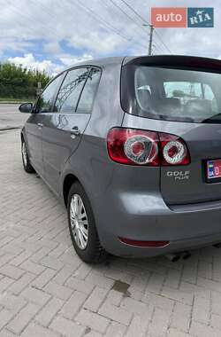 Хэтчбек Volkswagen Golf Plus 2011 в 