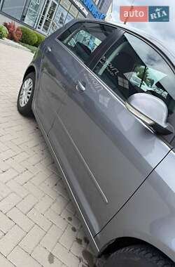 Хэтчбек Volkswagen Golf Plus 2011 в 